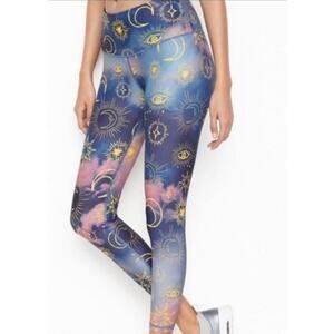 Victoria's Secret Sport Women's Size XL Blue Purple Celestial Print 7/8 Leggings